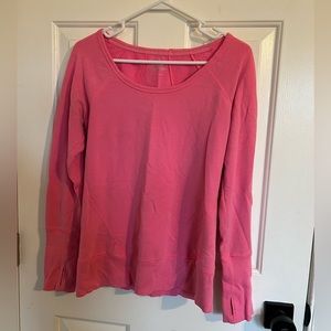 Maurice’s pink shirt